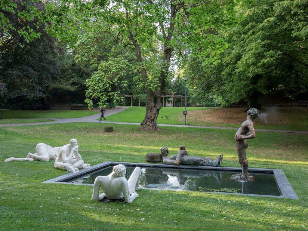 Dein Brunnen für Münster: Das Projekt der amerikanischen Künstlerin Nicole Eisenmann kann endlich wieder auf der Promenade errichtet werden. Darauf haben viele Münsteraner gewartet - Foto: Henning Rogge