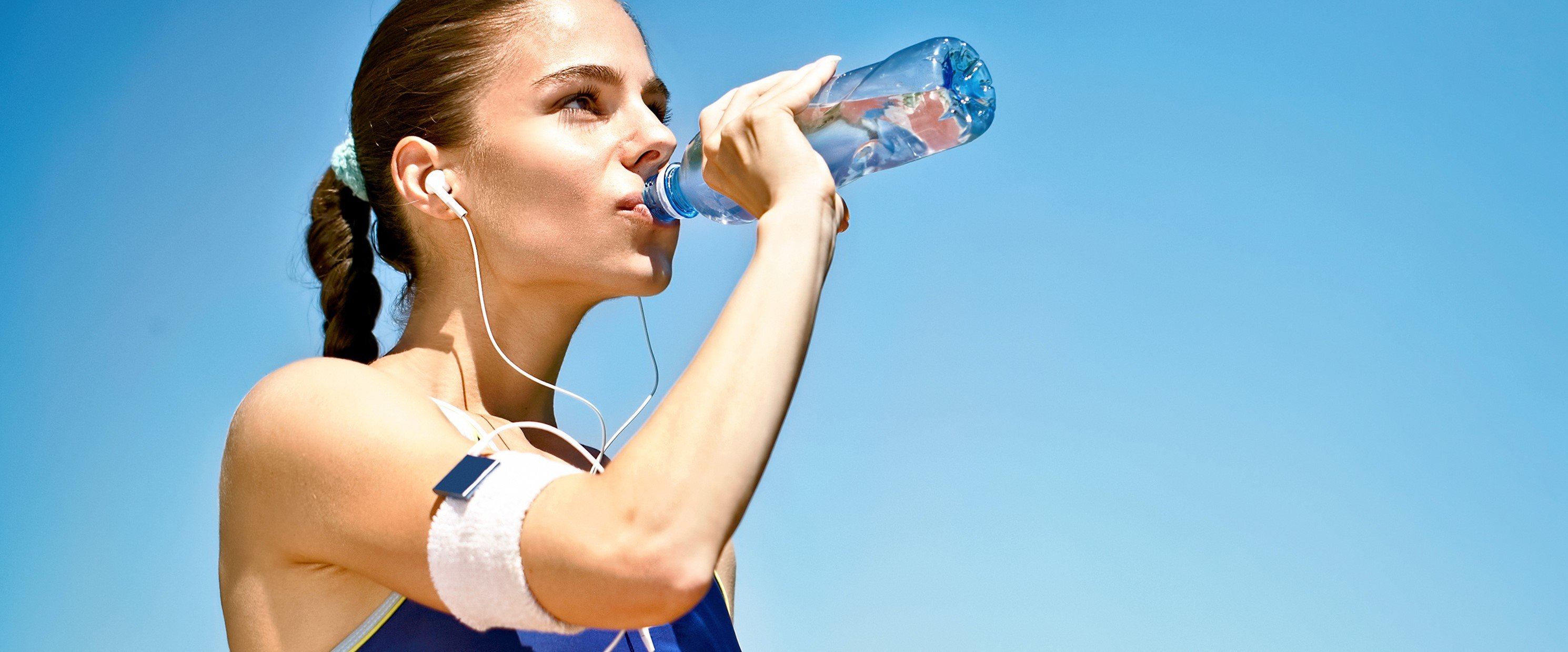 Die körpereigene Klimaanlage halten Sportler durch ausreichendes Trinken im Gang. Quelle: WetterOnline