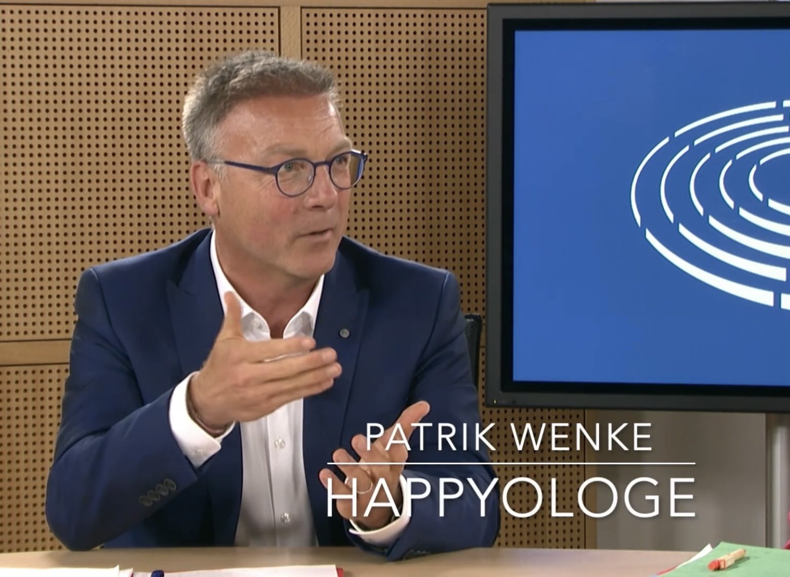 Happyologe Patrik Wenke